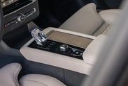 Volvo XC90 T8 AWD Plug-In Hybrid Ultra Dark