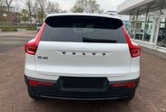 Volvo XC40 B4 Plus Black Edition