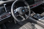 BMW Seria 7 740d xDrive Nero Lusso Edition