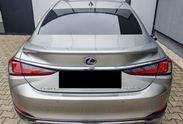 Lexus ES 300h Business Edition 2.5