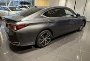 Lexus ES 300h Business Edition 2.5 E-CVT