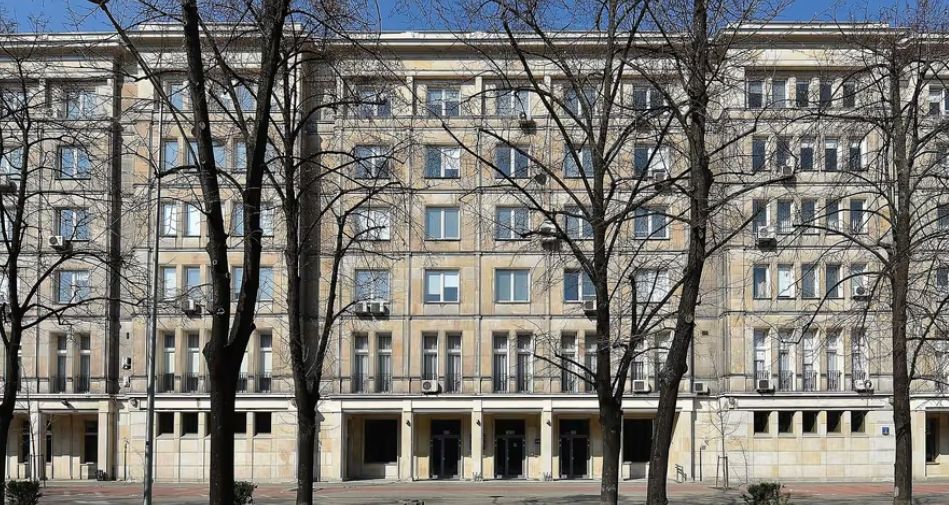 Osiem ofert na kampanie Ministerstwa Klimatu. W grze prawie 15 mln zł