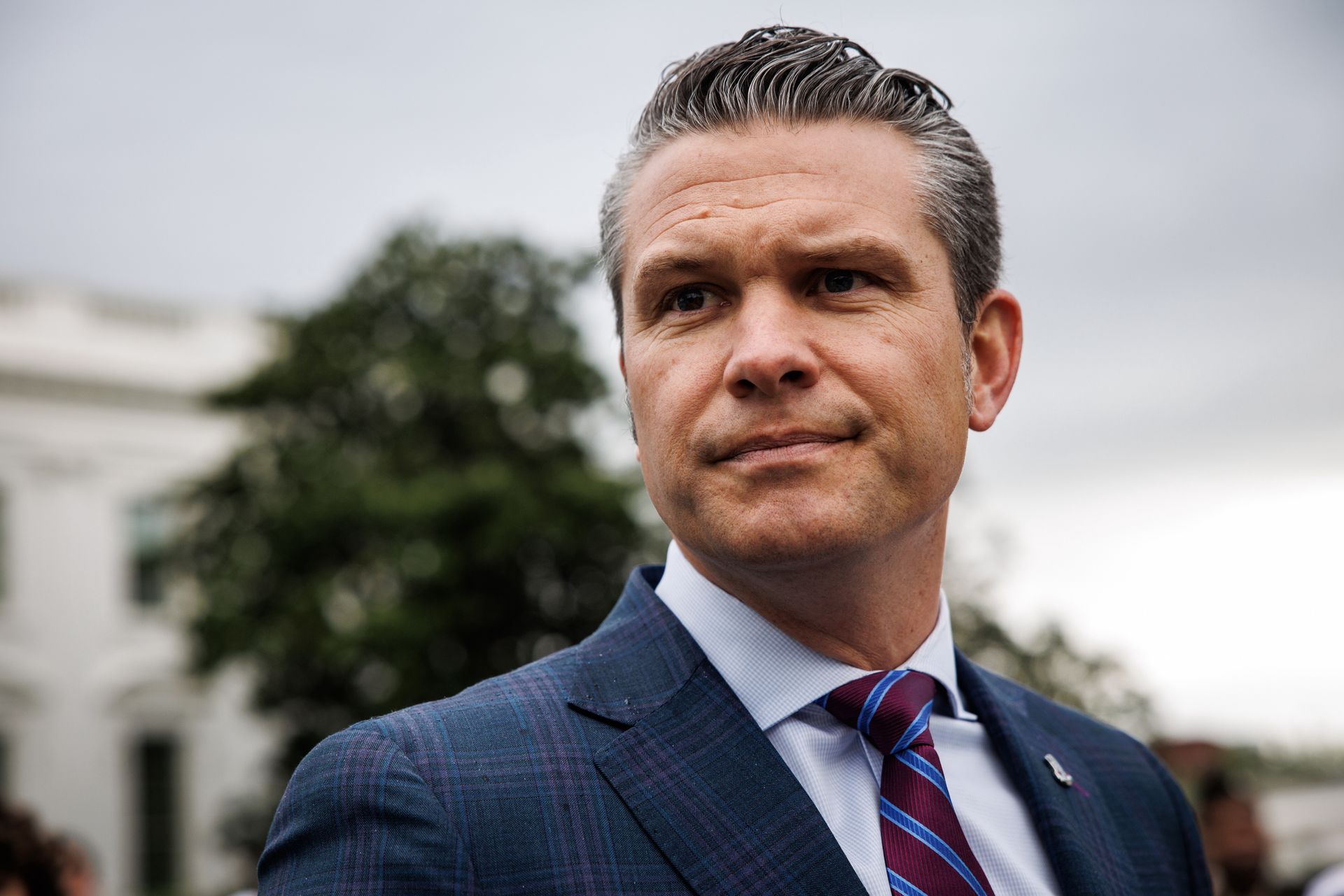 Hegseth pozostanie w Pentagonie. "Prezydent mocno popiera"