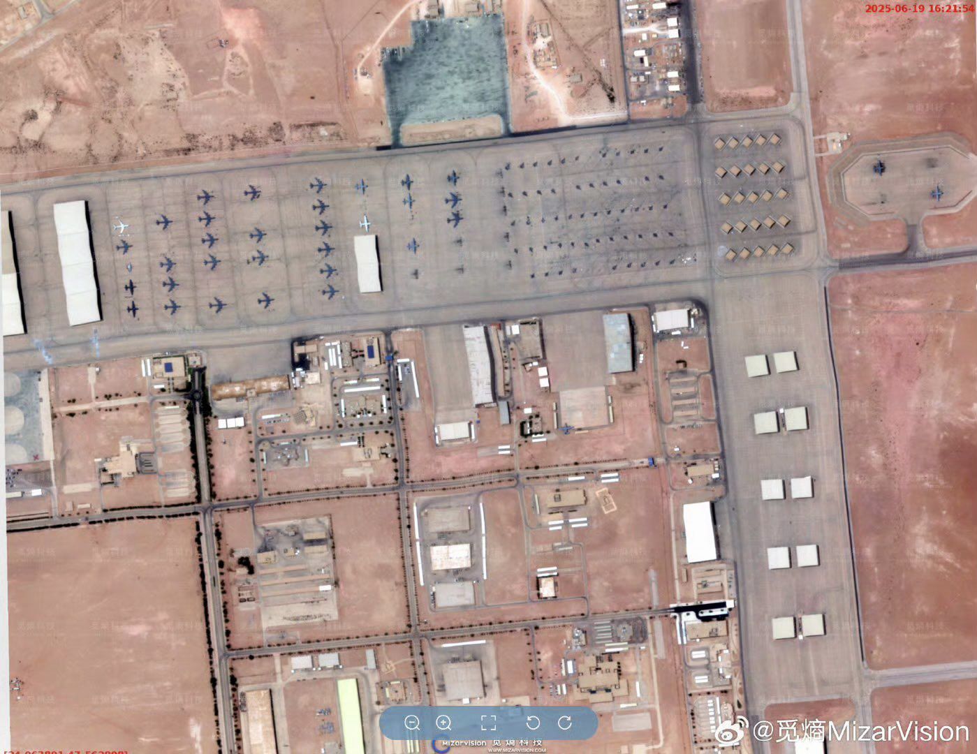 Mnóstwo samolotów USAF u Saudów. Zdjęcia satelitarne pokazują prawdę