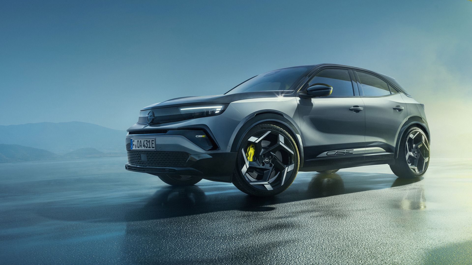 OMG! Opel prezentuje Mokkę GSE – najmocniejszy elektryk w historii marki