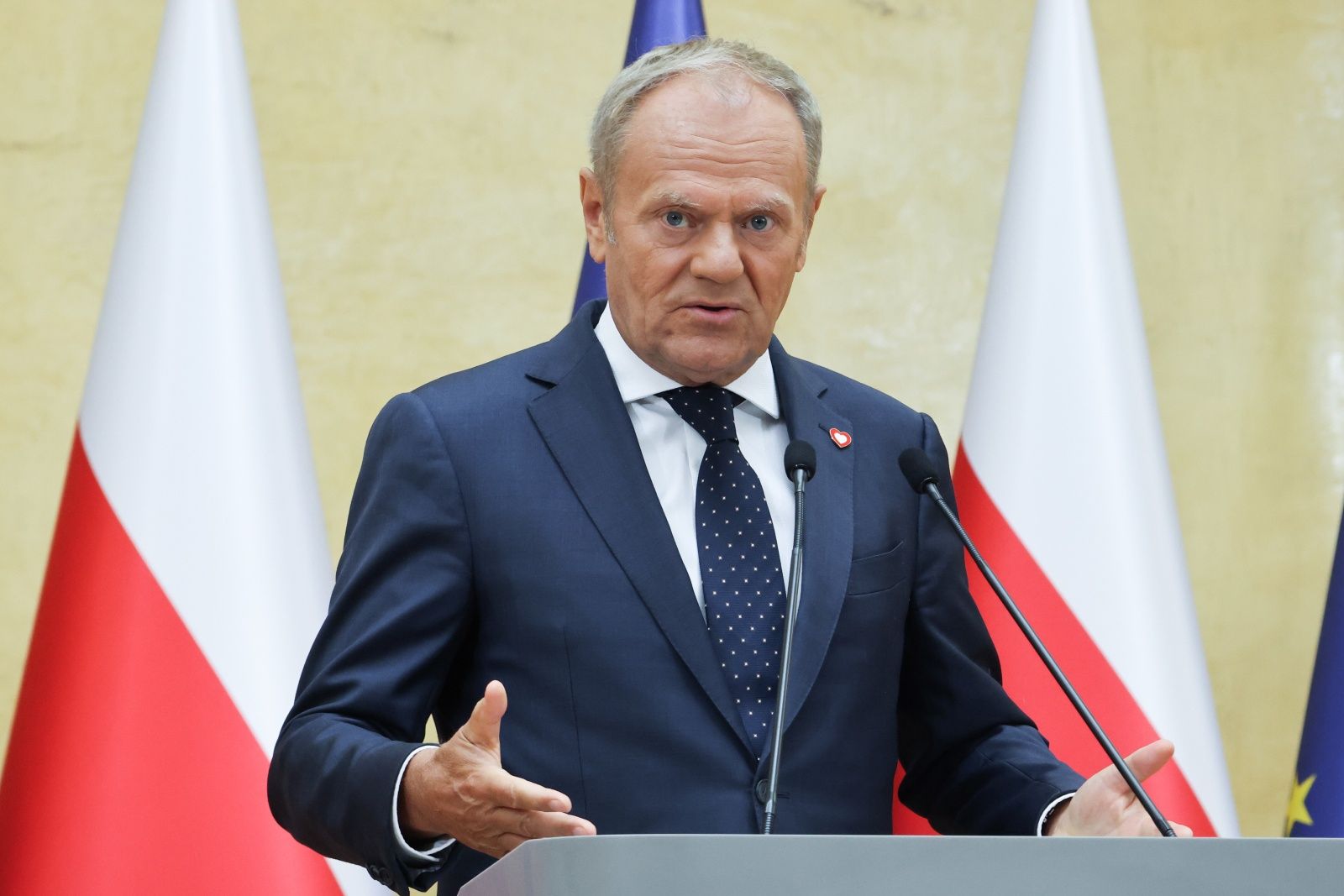 Rewolucja w PIT dla 3,5 mln Polaków. Tusk ogłosił nowe progi i stawki