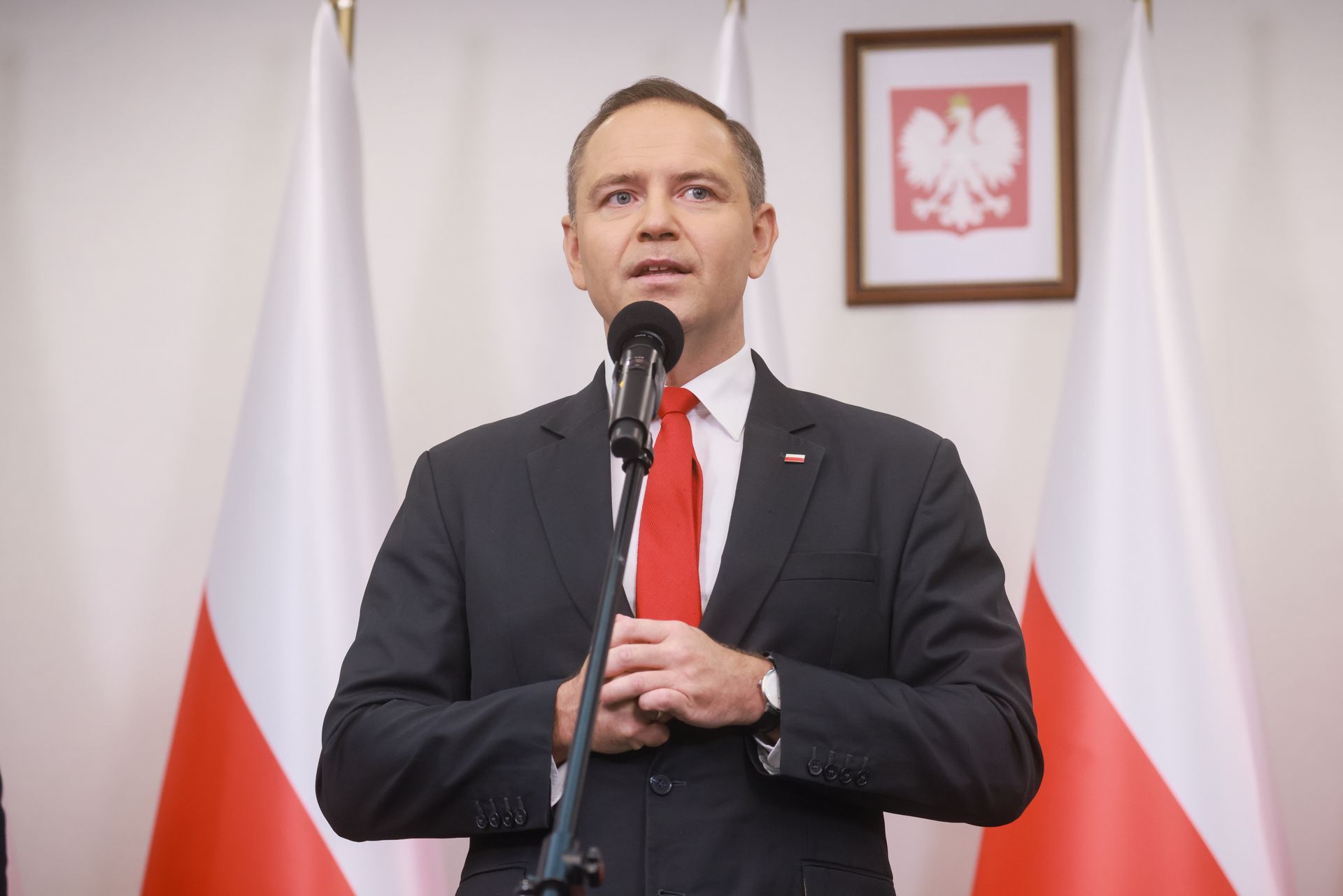Nawrocki upamiętnił ofiary rzezi na Wołyniu. Mówi o "godnym pochówku"
