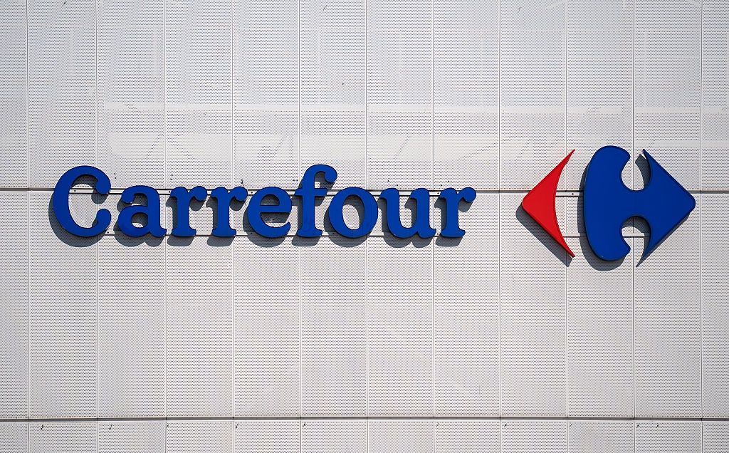 Carrefour zwalnia grupowo. Redukcja w kolejnych czterech miastach