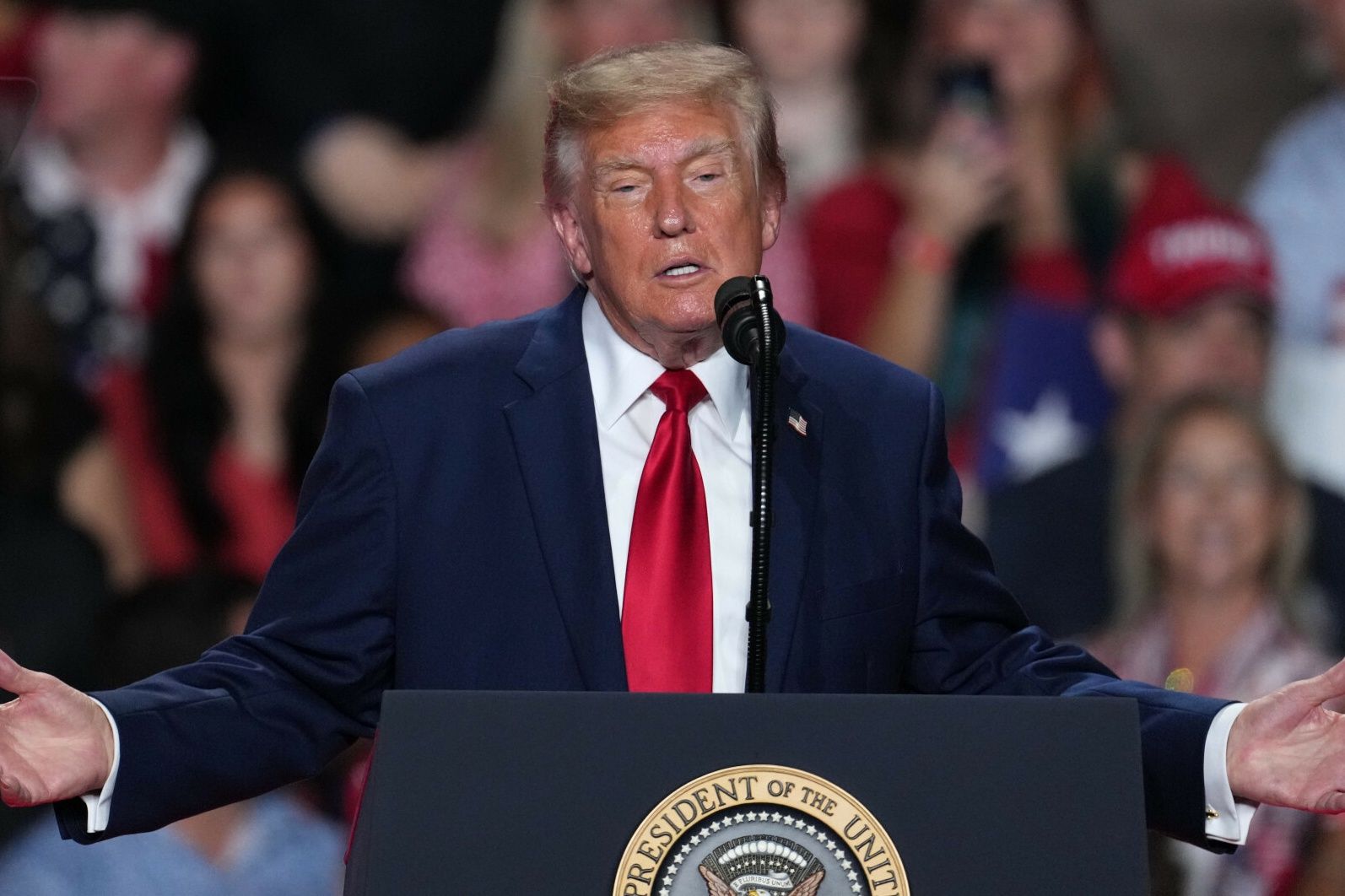 Trump z zaskakującym oświadczeniem. Chodzi o Iran