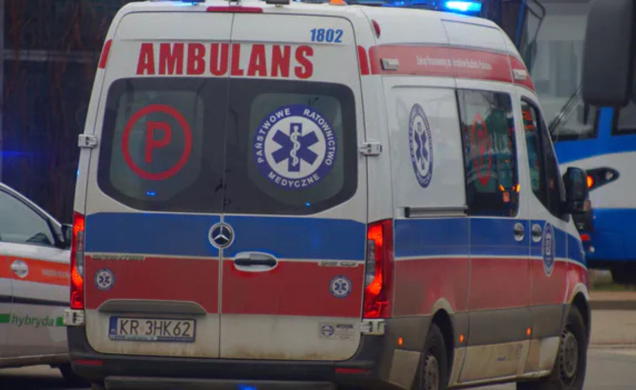 Pijany Ukrainiec awanturował się w karetce. Musiał opuścić Polskę