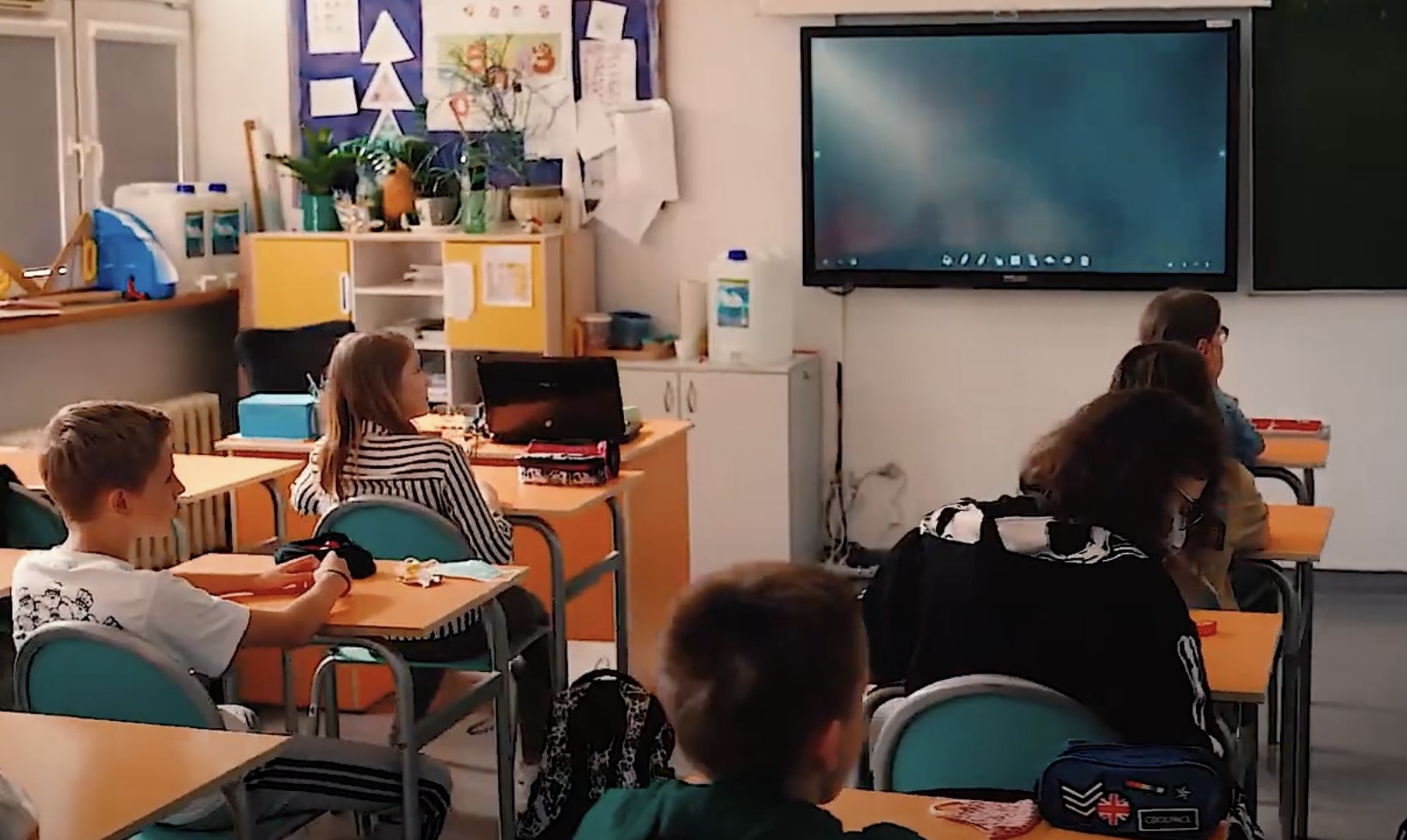 Uczniów czekają nowości. Zmiany w szkołach od września 2025