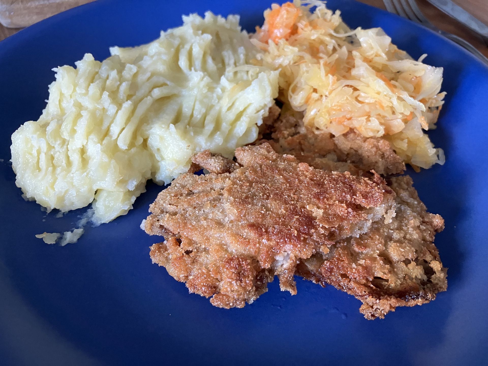 W środku delikatne i soczyste. Boczniaki nacieram startym warzywem