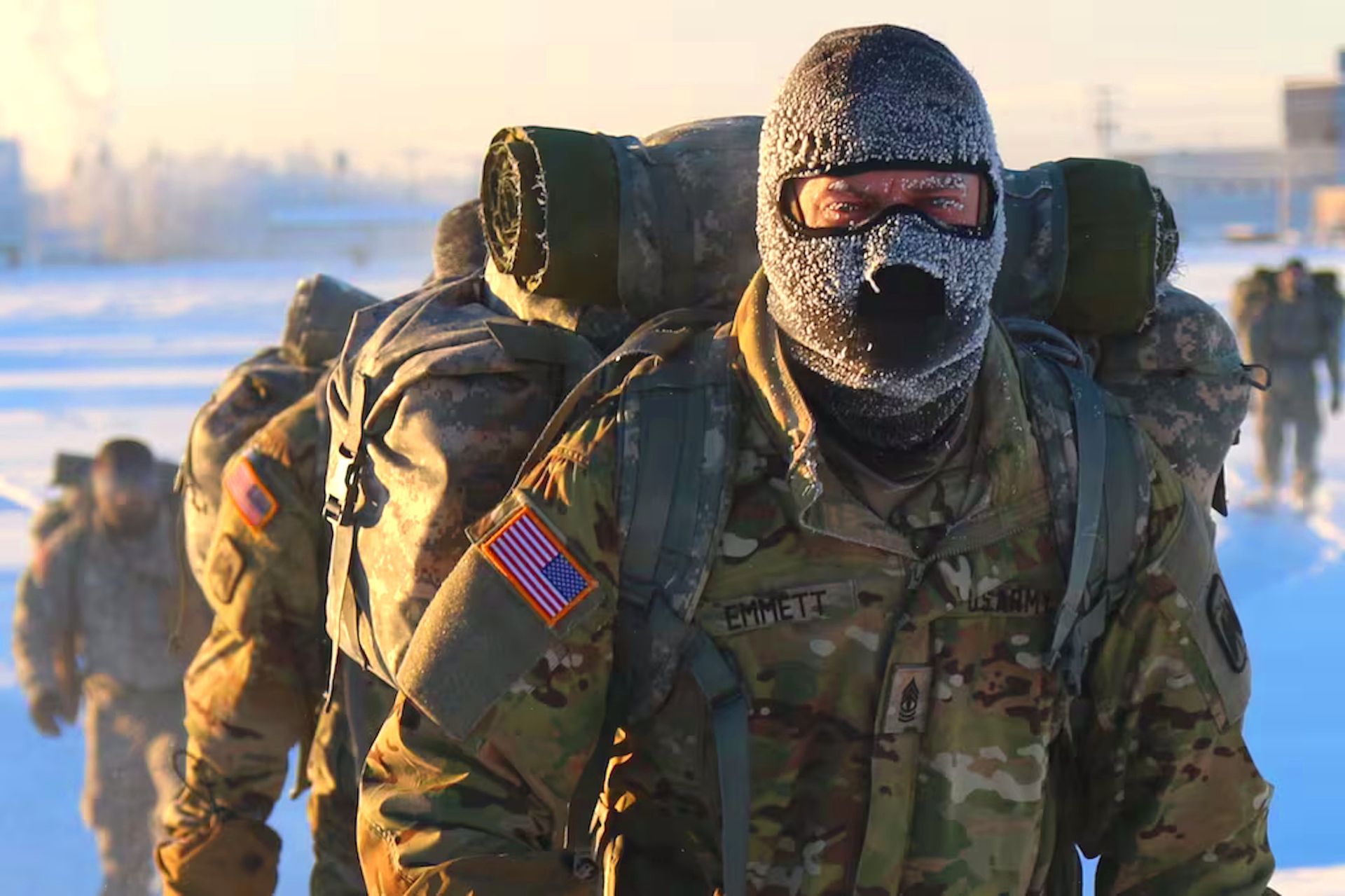 Arctic Angels i lodołamacze. Pentagon odbudowuje umiejętności walki w Arktyce