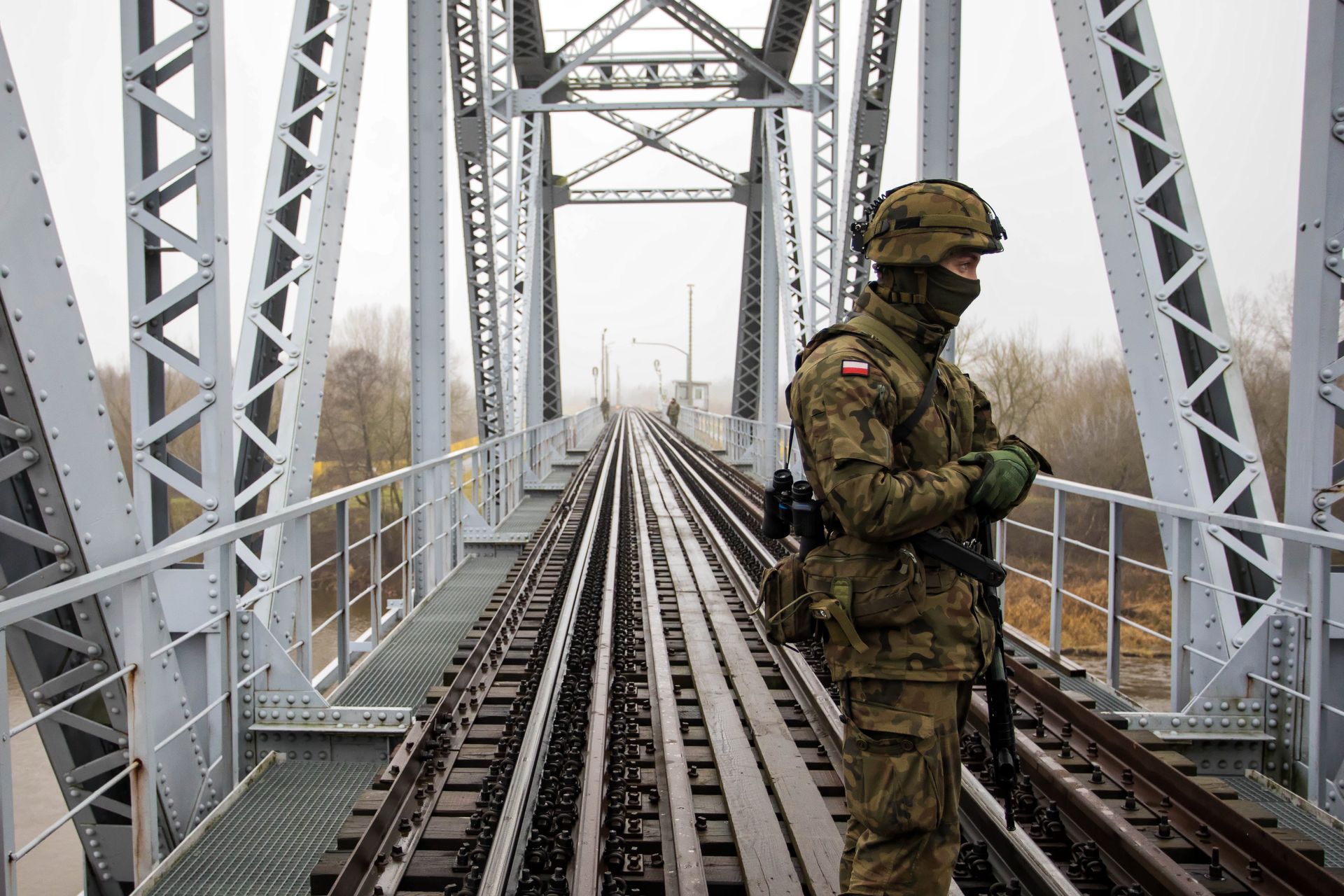 Polska zamyka granicę. Samorządowiec alarmuje: strzał w kolano