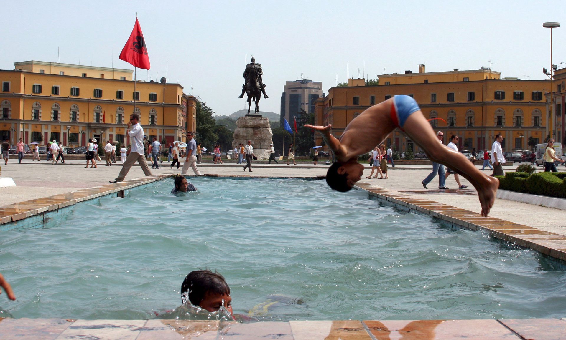 Lubiany przez Polaków kraj chce być społeczeństwem bezgotówkowym