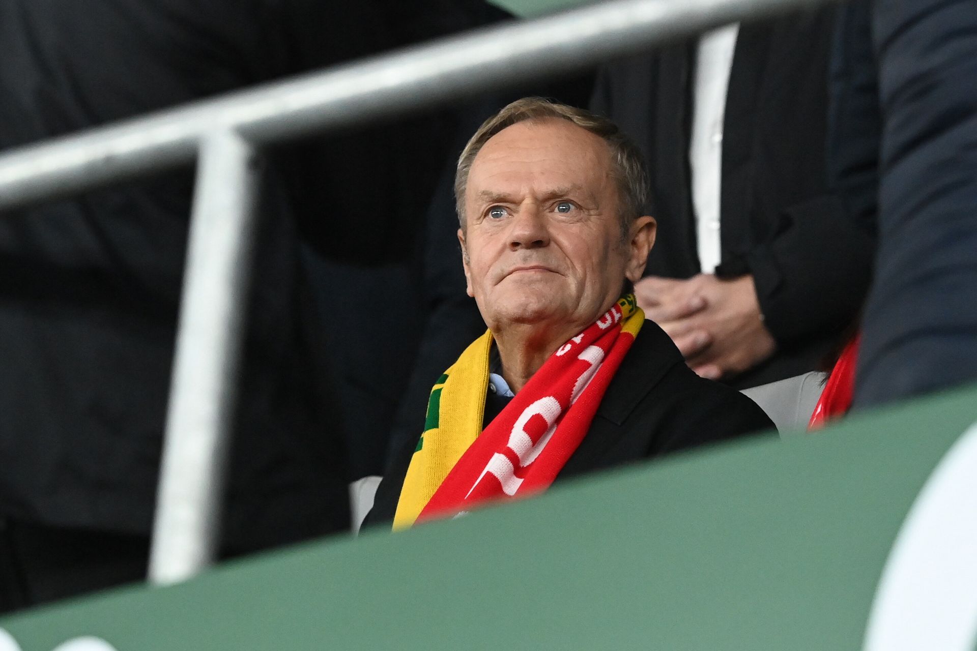 Koalicjanci pod progiem w nowym sondażu. Tusk: podciągną szyki