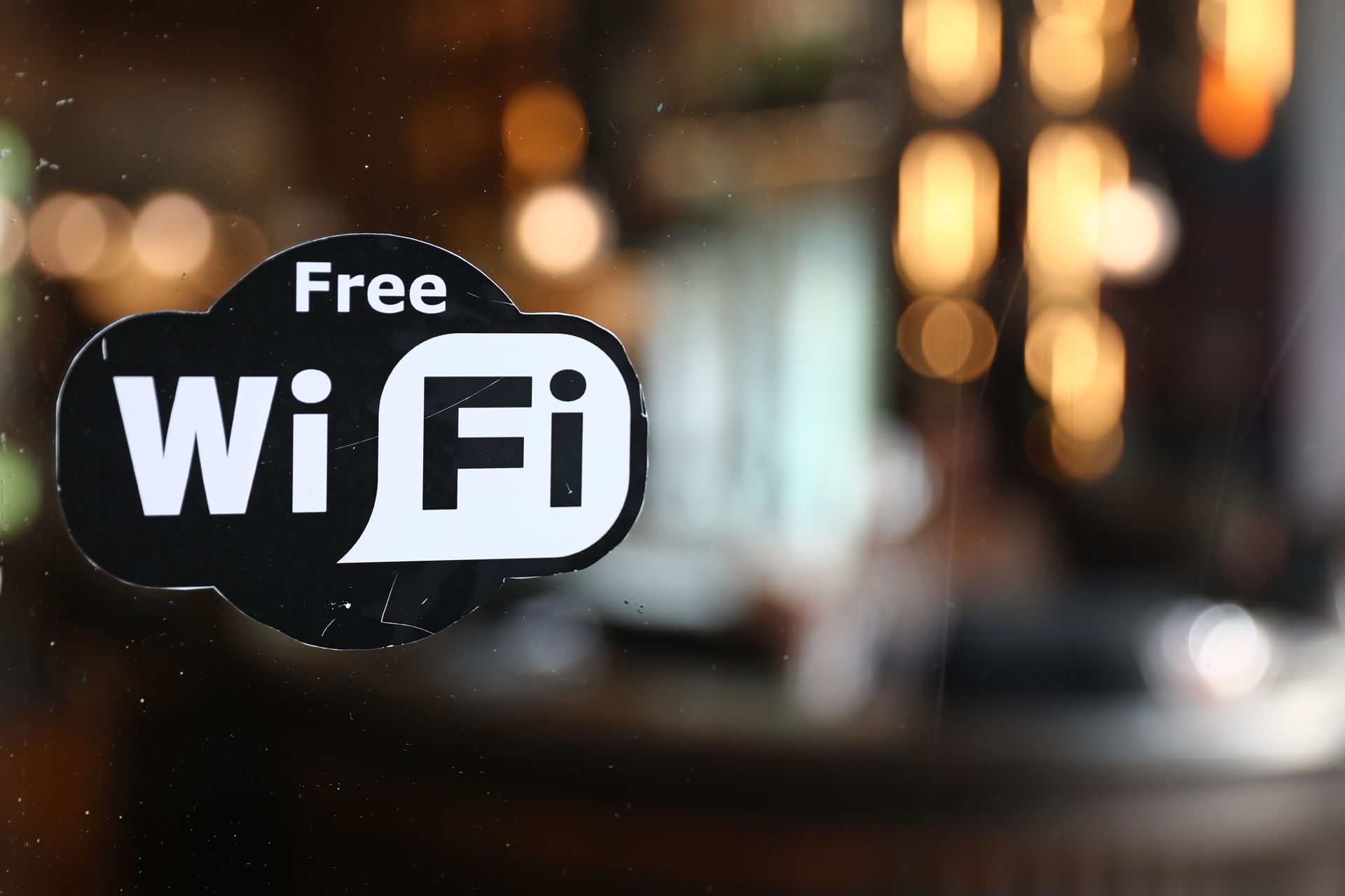 Nikt nie jest bezpieczny. Nowa luka odsłania słabości Wi-Fi