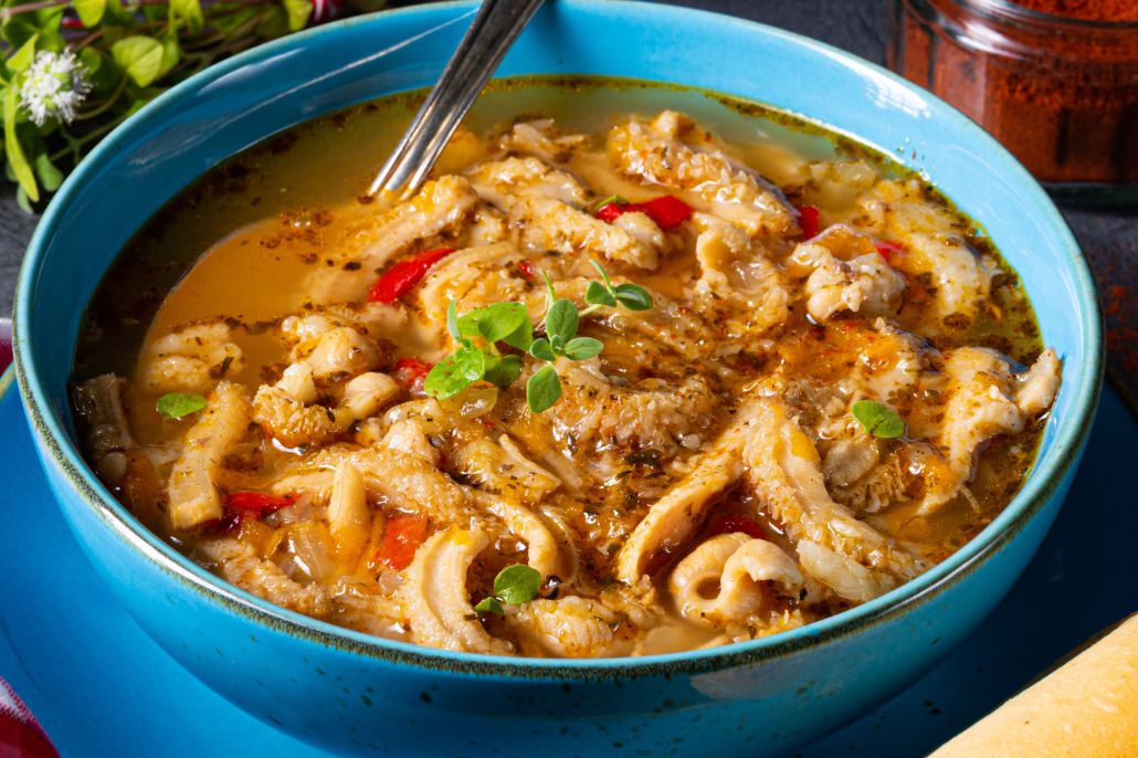 W chłodne dni dodaję do flaczków. Przyjemnie rozgrzewają i smakują tak, iż choćby wybredni zajadają