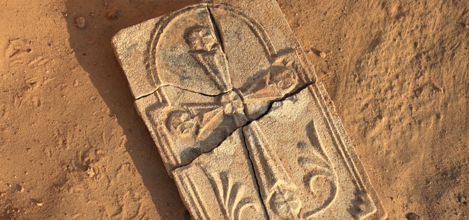 Odkryli krzyż w Abu Zabi. Przed wiekami żyli tu Chrześcijanie
