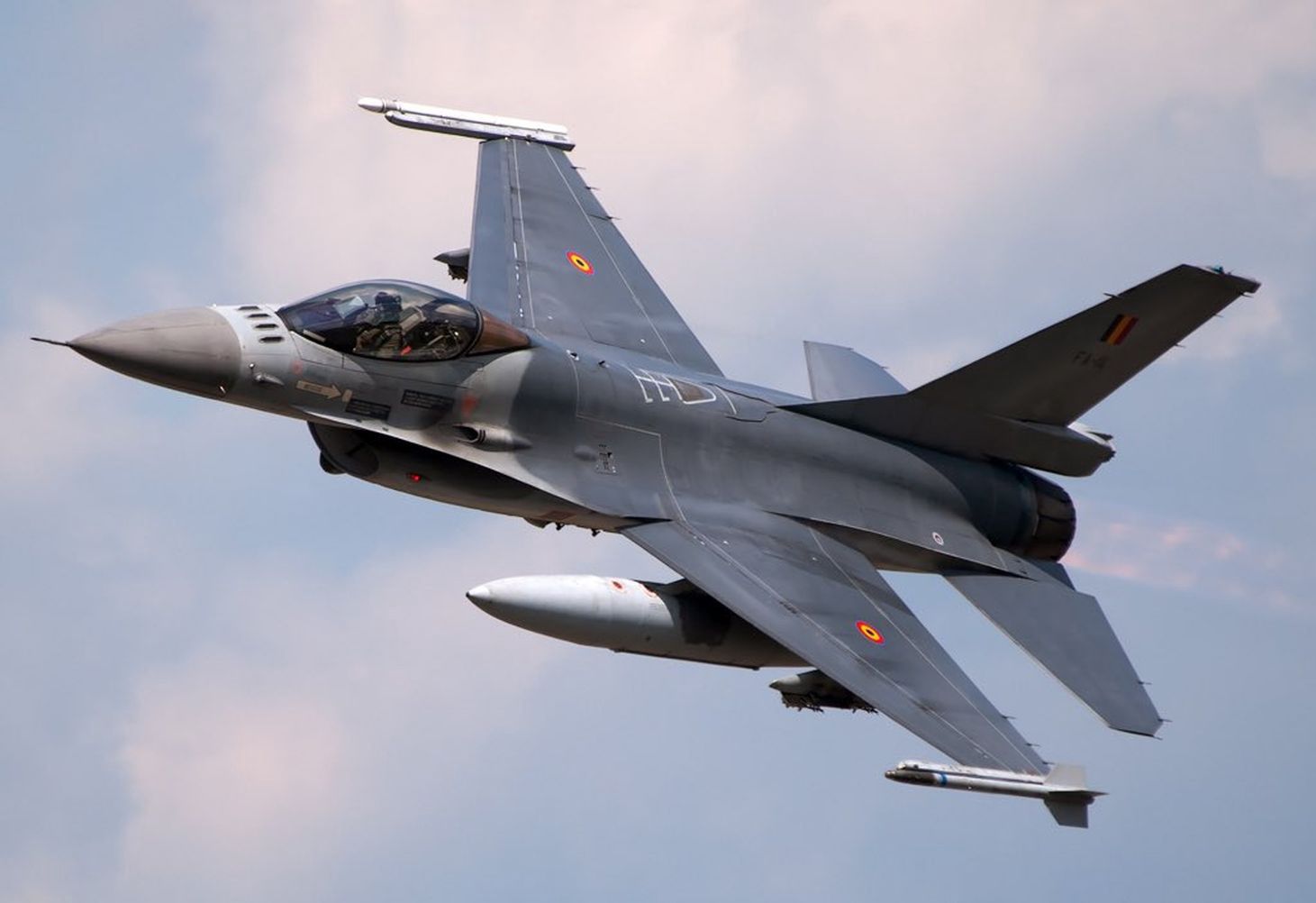 Obiecali Ukrainie F-16. Zdecydowanie się pośpieszyli