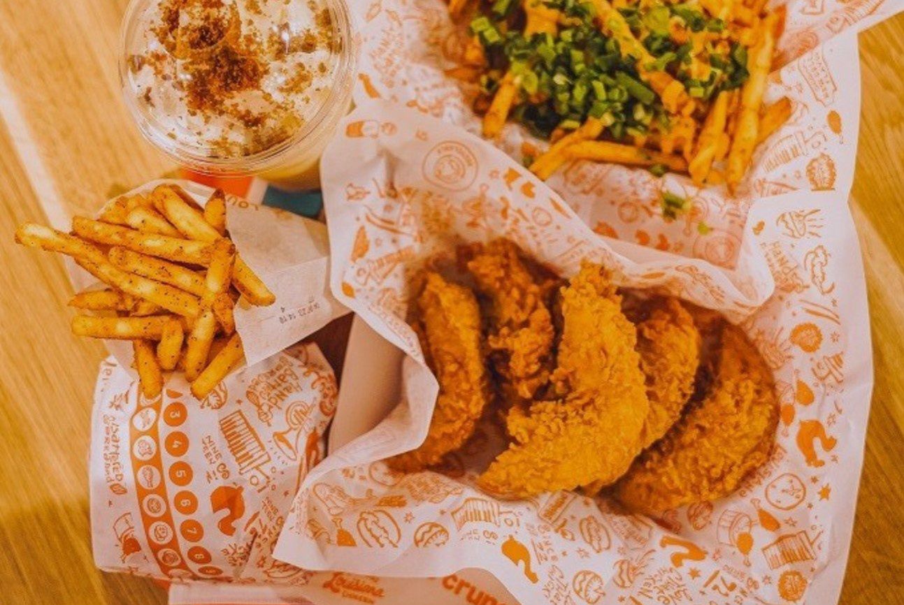 Rywal KFC z kolejną lokalizacją. Szuka pracowników. Tyle płaci