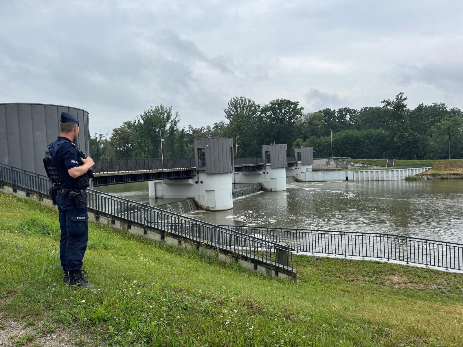 "Efekt jest mizerny". Burmistrz Nysy krytykuje Wody Polskie
