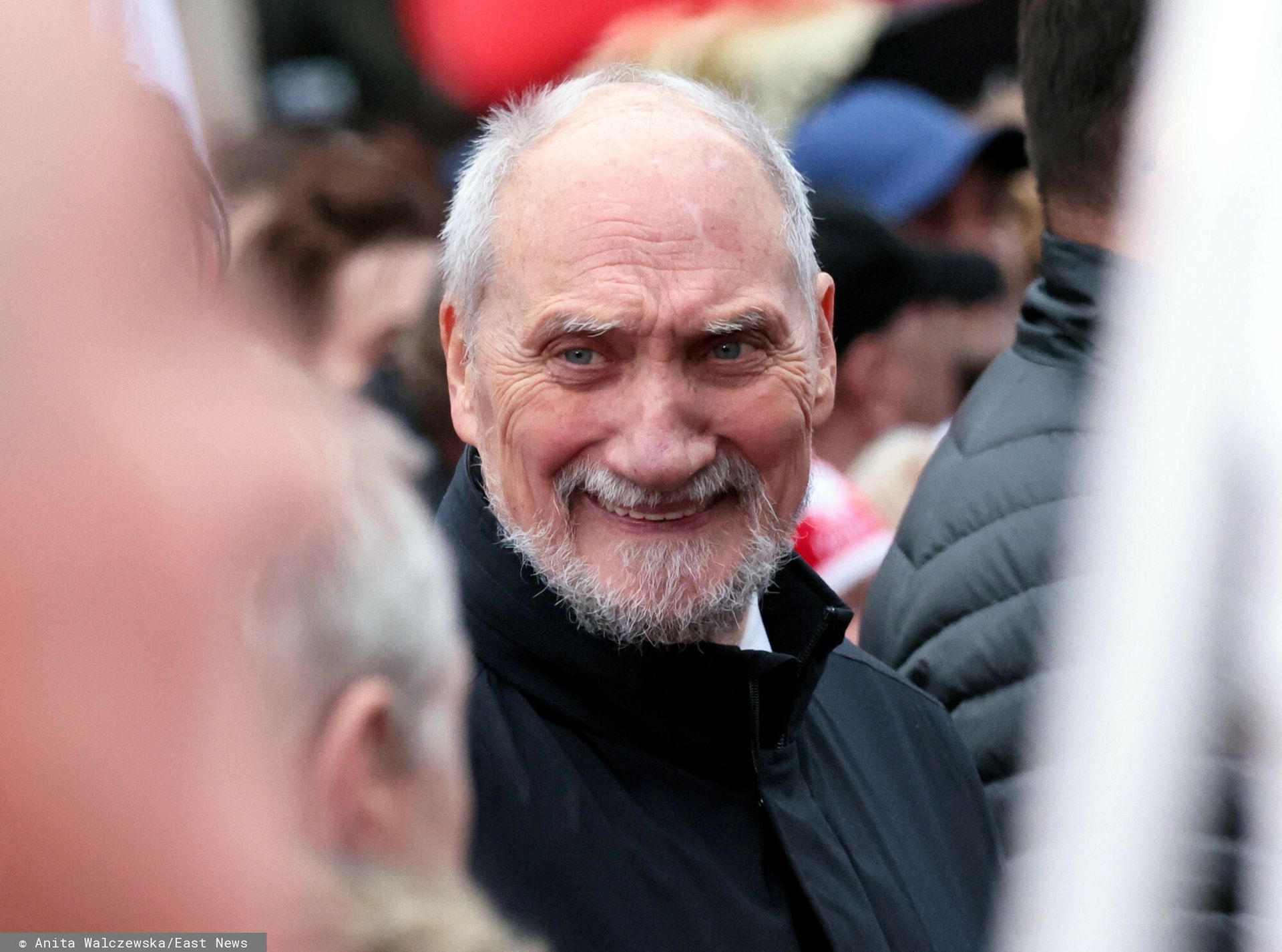 Prokuratura wciąż bada sprawę ochrony Antoniego Macierewicza przez Żandarmerię Wojskową