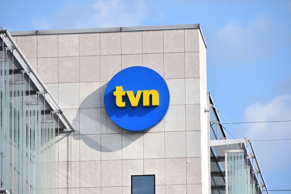 TVN pokonał Polsat. Rosną wyniki TVN24 i TVP Info [TOP 20 kanałów]