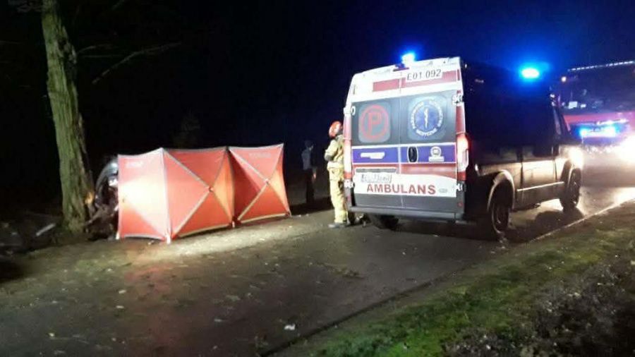 Tragedia w Łódzkiem. Nie żyje młody kierowca