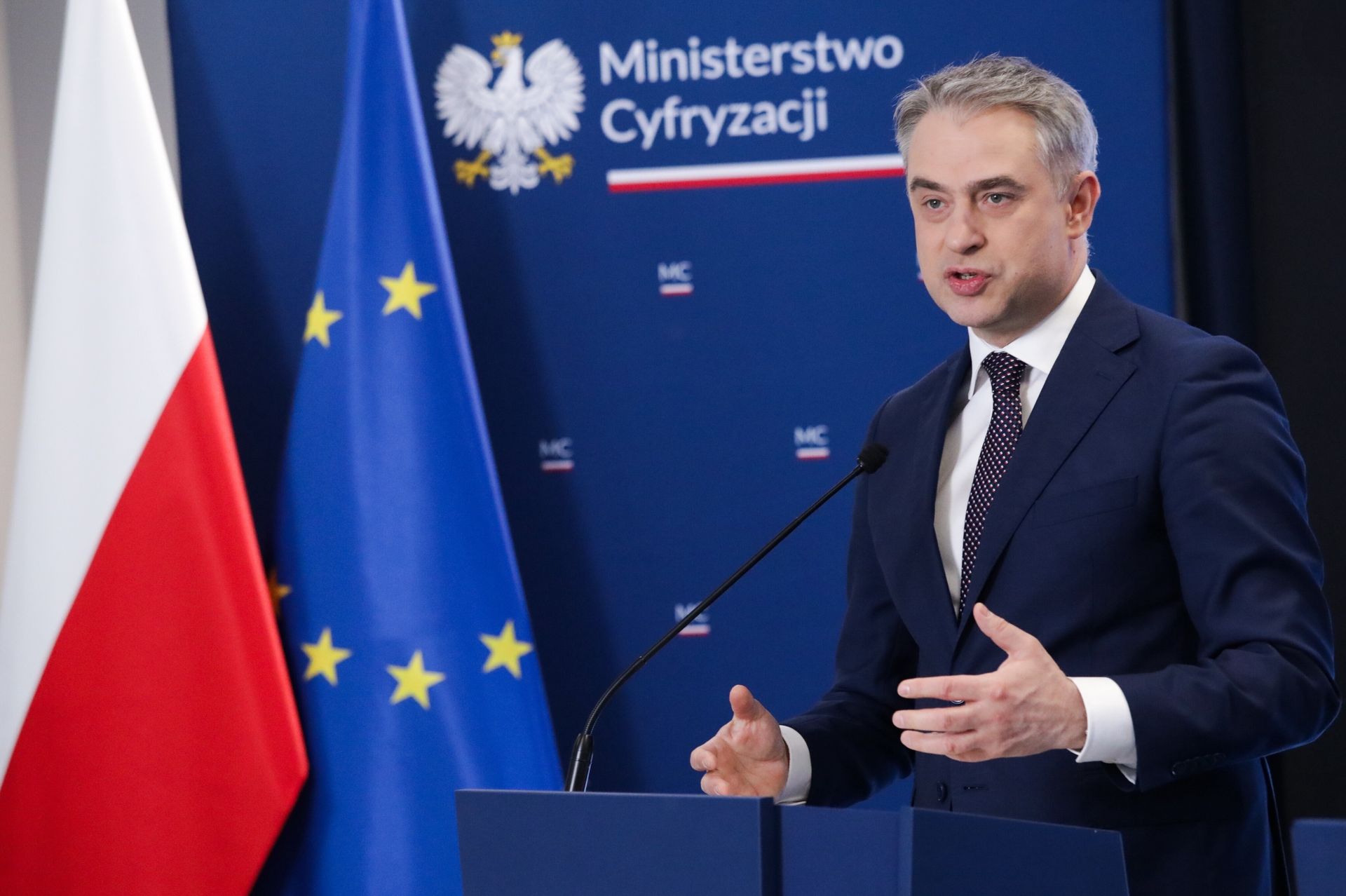 Gawkowski o cyberataku na komputery PO. Rząd wie, kto za tym stoi