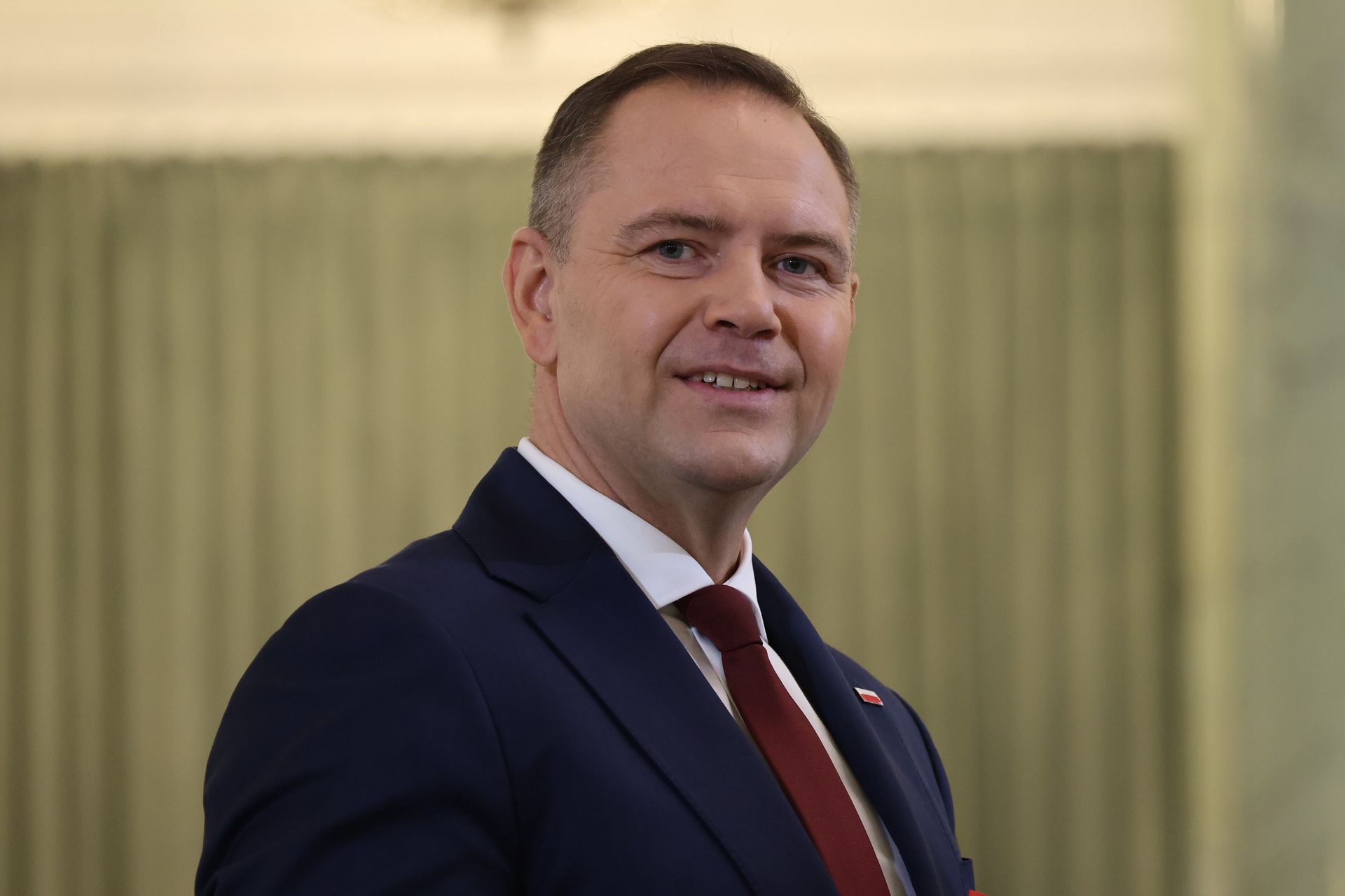 Nawrocki nie poprzestał na słowach. Pozwał Onet ws. Grand Hotelu
