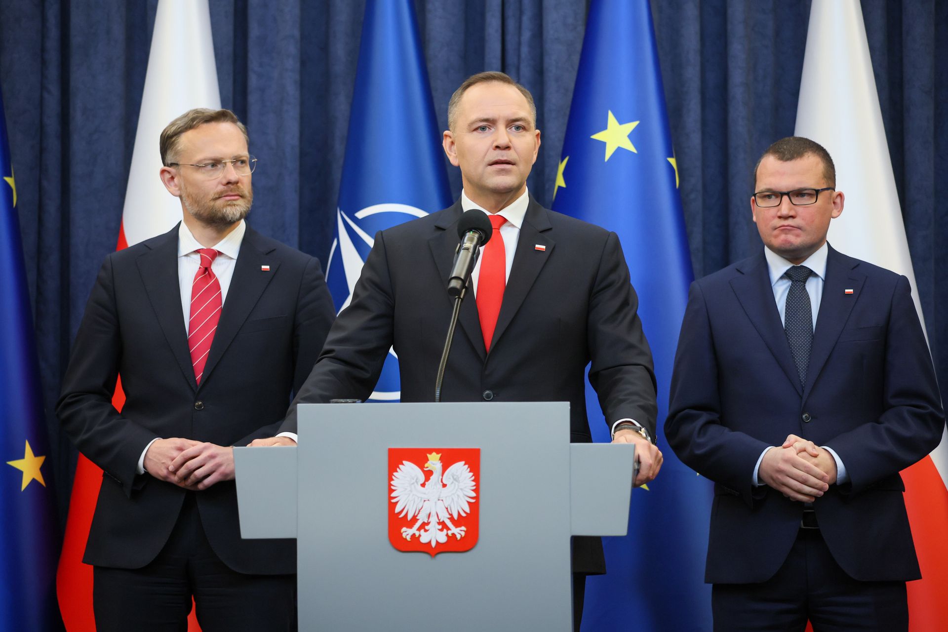 "Bezczelnie manipuluje i obraża prezydenta". Rzecznik Nawrockiego reaguje