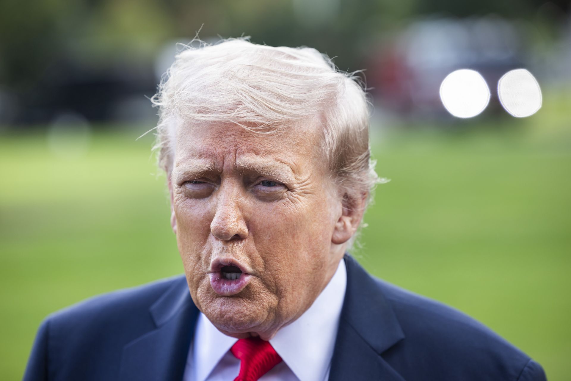 Donald Trump mówi o "pomyłce" z dronami. Gen. Kraszewski ostro: Nie łudźmy się