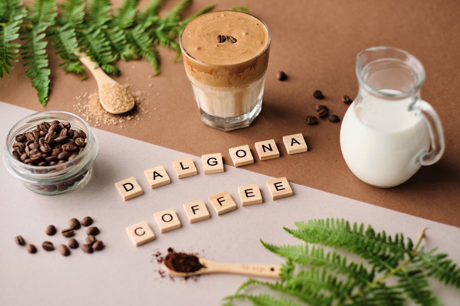 Dalgona coffee z kakao – odkryj nową wersję klasycznego przepisu!