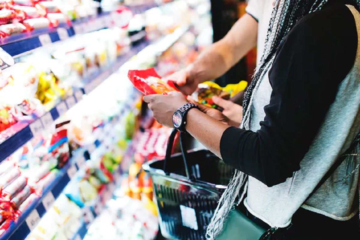 Fuzja dwóch gigantów handlu. Polacy świetnie znają ich produkty