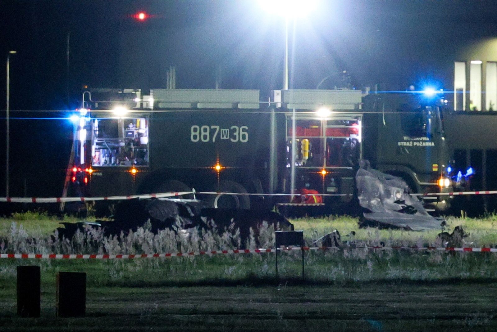 Katastrofa F-16. Śledczy zakończyli oględziny na lotnisku