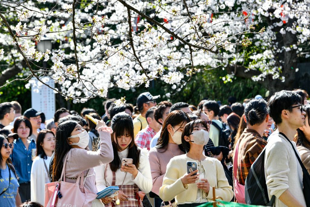 Japońskie miasto chce ograniczyć czas korzystania ze telefonów