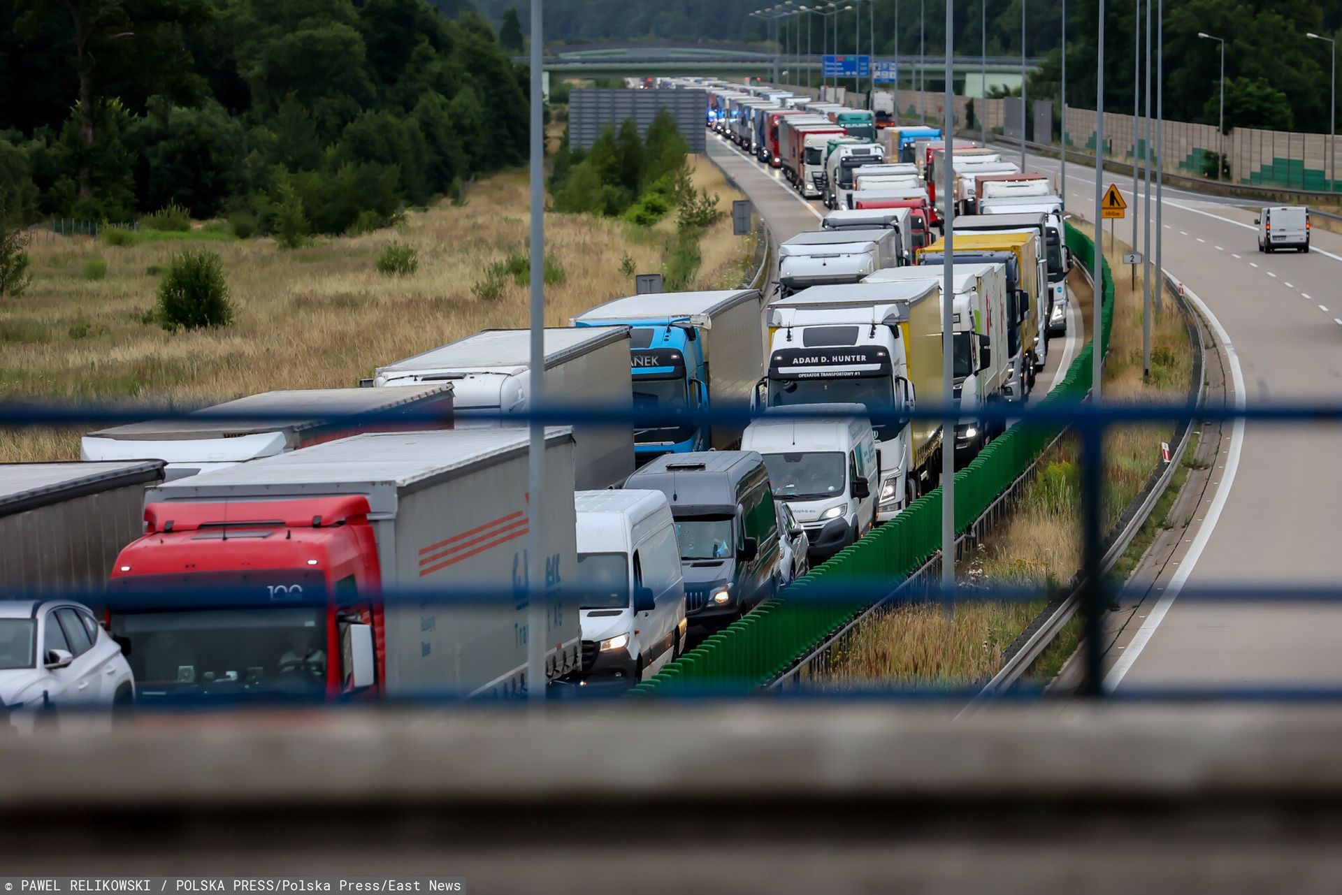 Niemiecka prasa: handel z Polską kwitnie