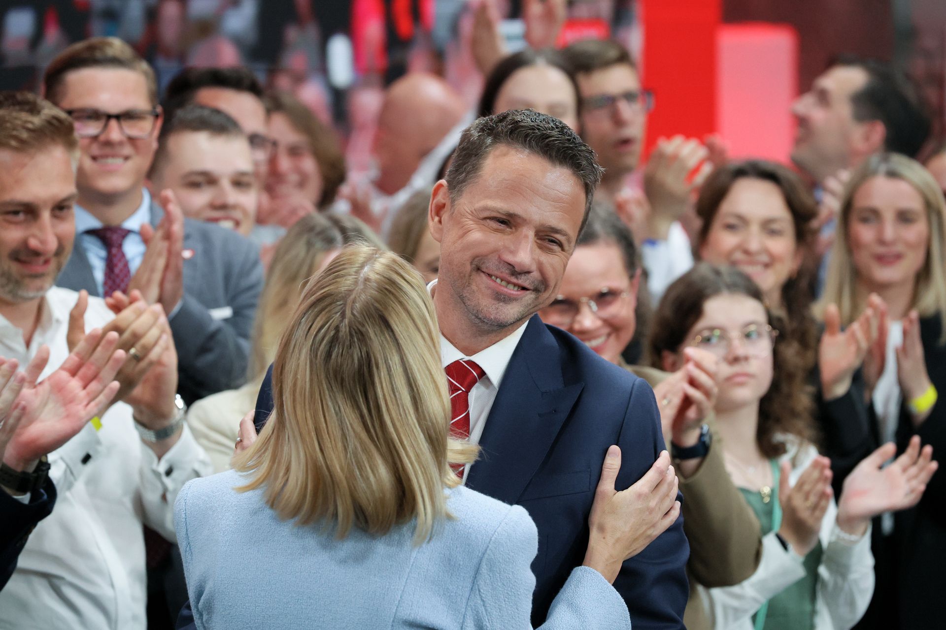 Na Mazowszu było "na żyletki". Trzaskowski minimalnie wygrał