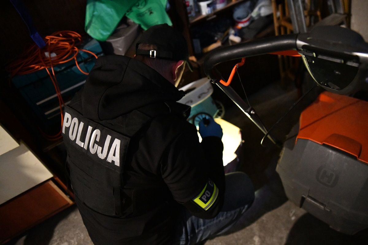 Przemyt papierosów balonami meteorologicznymi. Dwaj Polacy zatrzymani