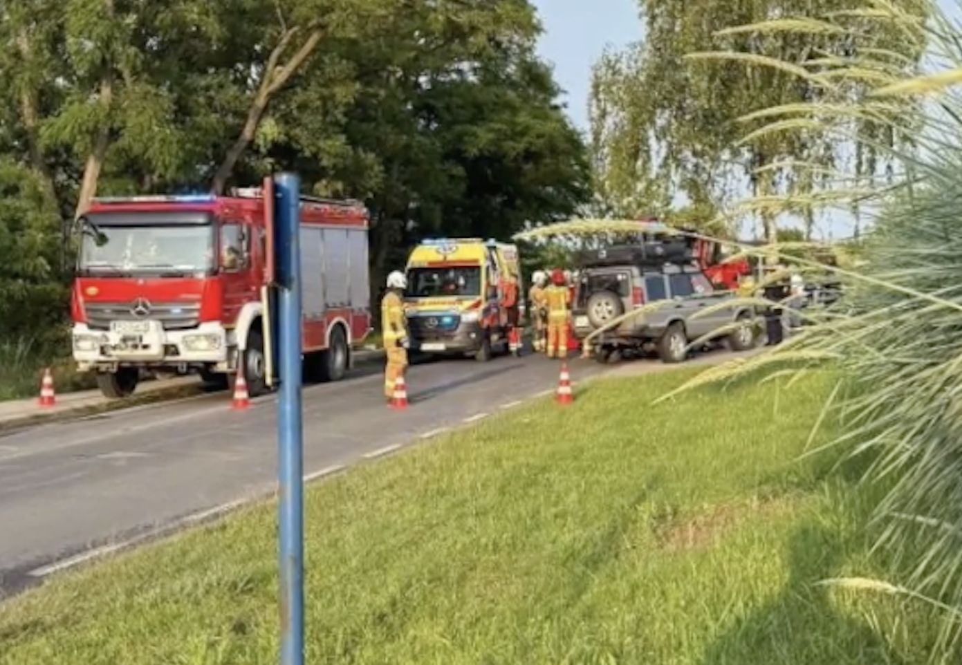 Wypadek w Kamionkach. 12-latka wjechała rowerem w autobus