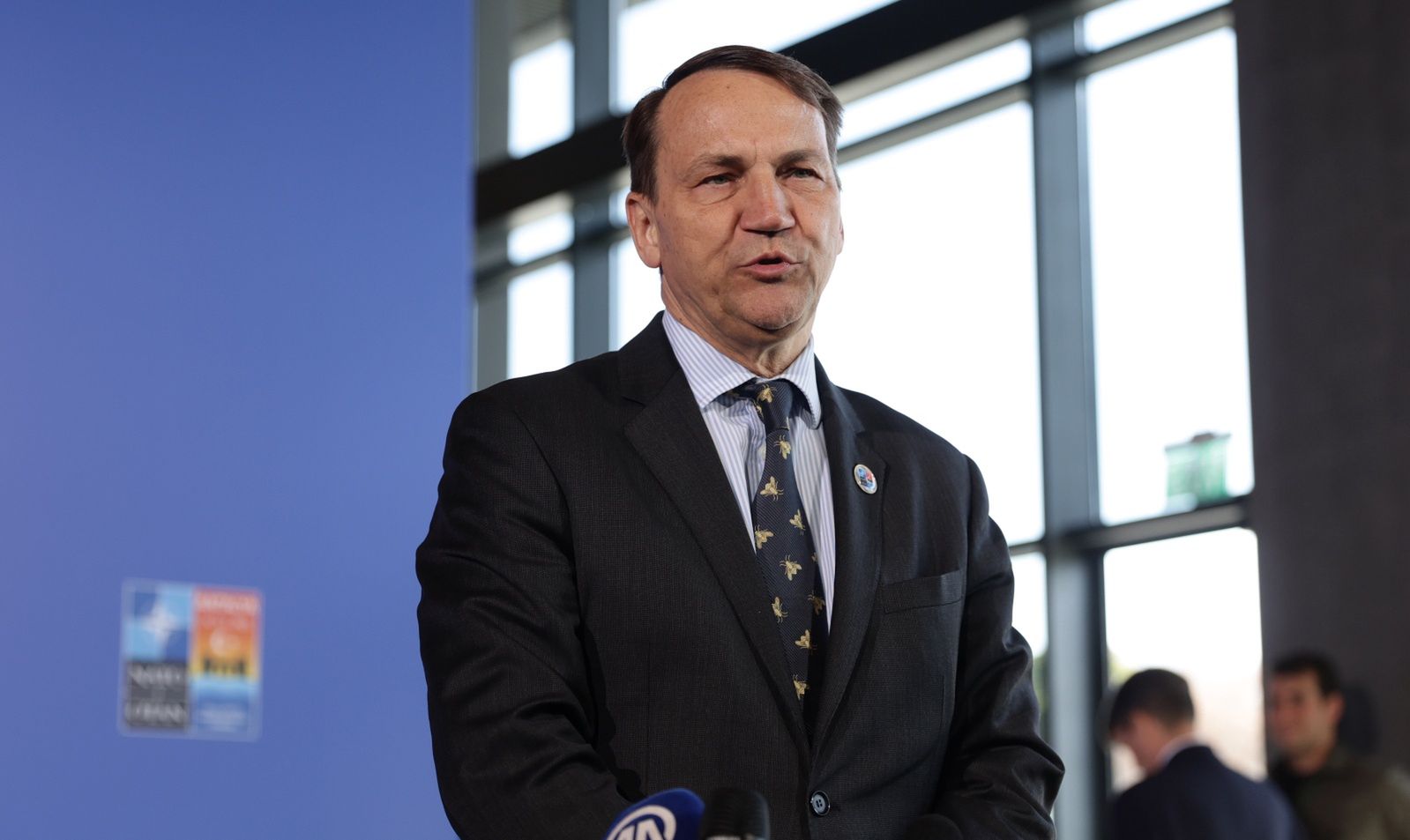 Sikorski o Chinach: Mogą zakończyć wojnę w Ukrainie