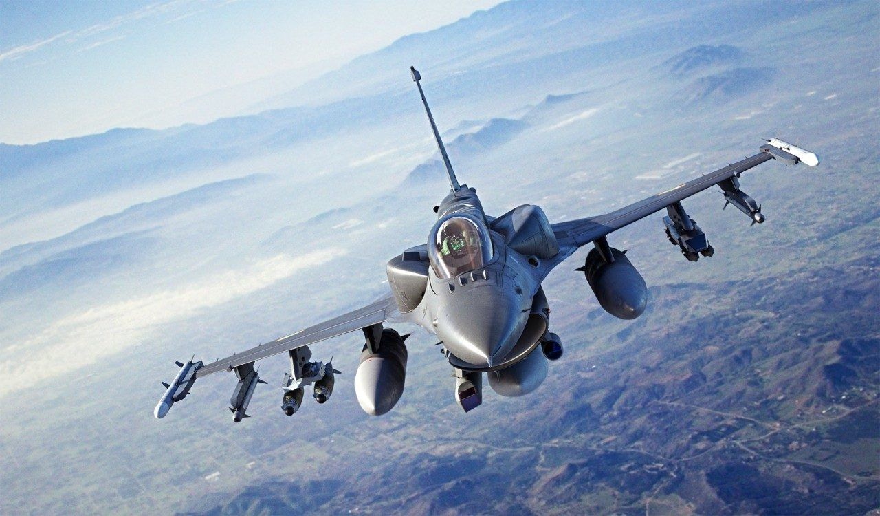 Huk nad Kielcami. Podejrzenia spadły na F-16
