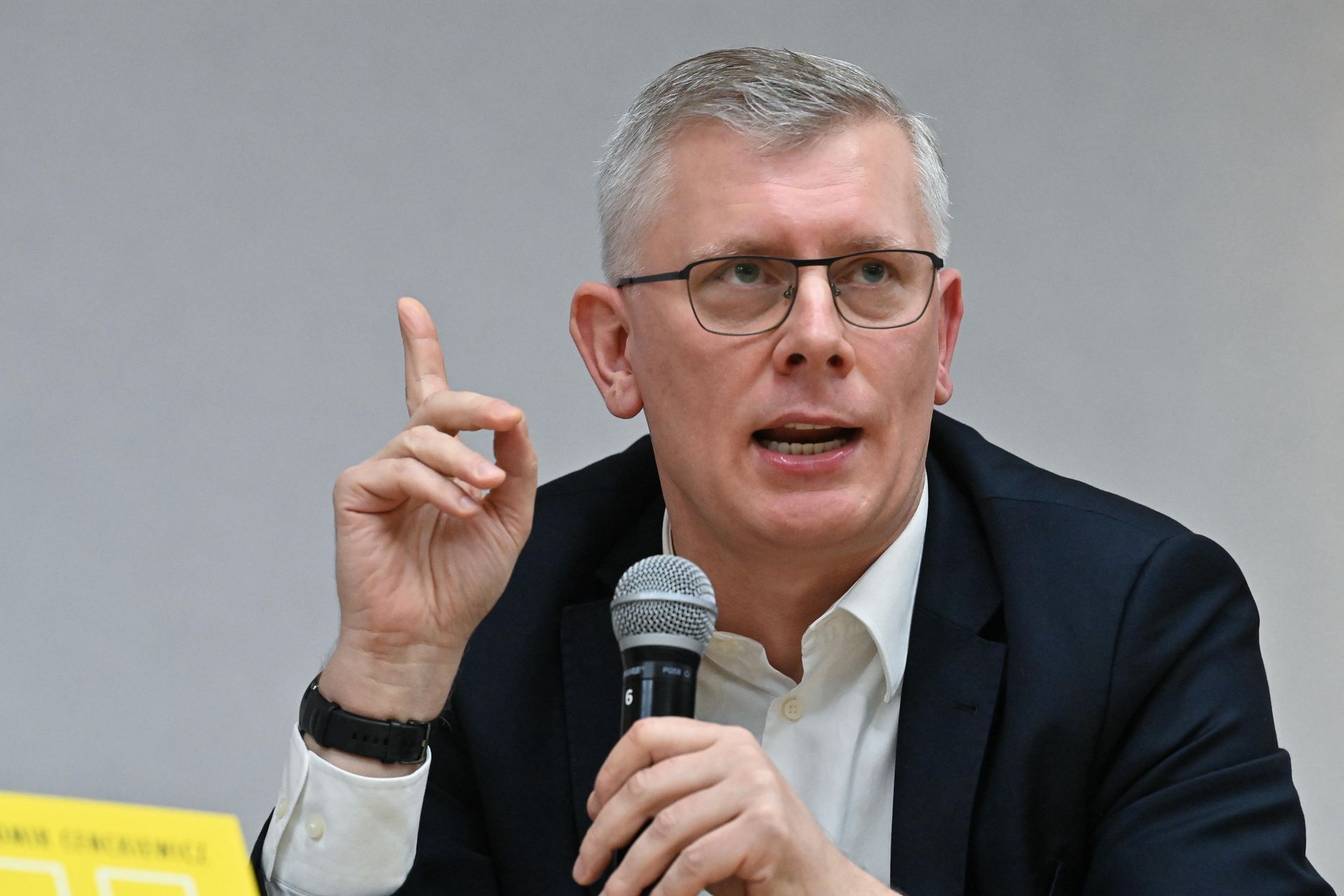 Cenckiewicz ostro reaguje na tekst "Wyborczej". Zapowiada pozwy