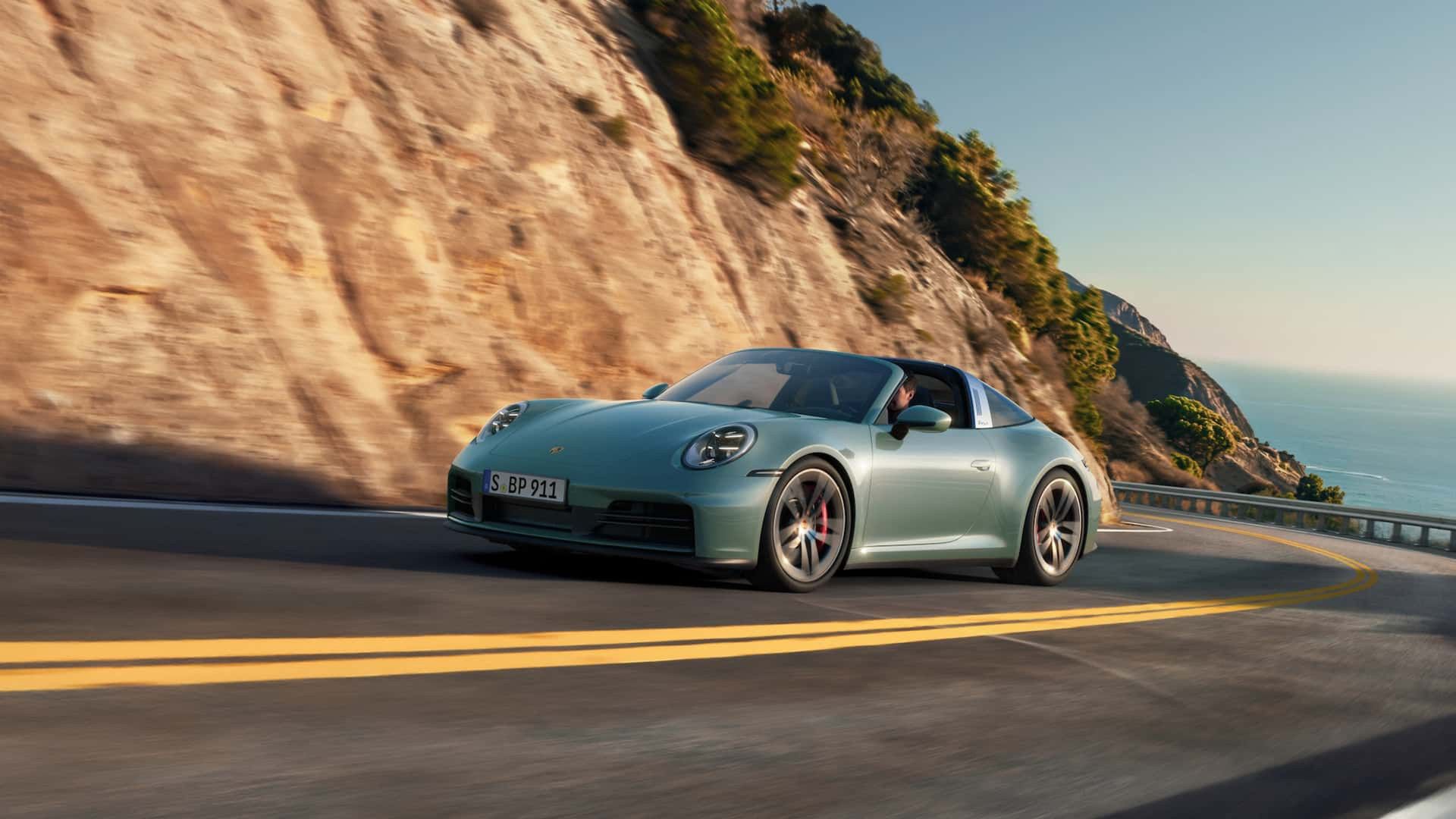 W końcu jest. Nowe 911 doczekało się wersji z napędem na cztery koła