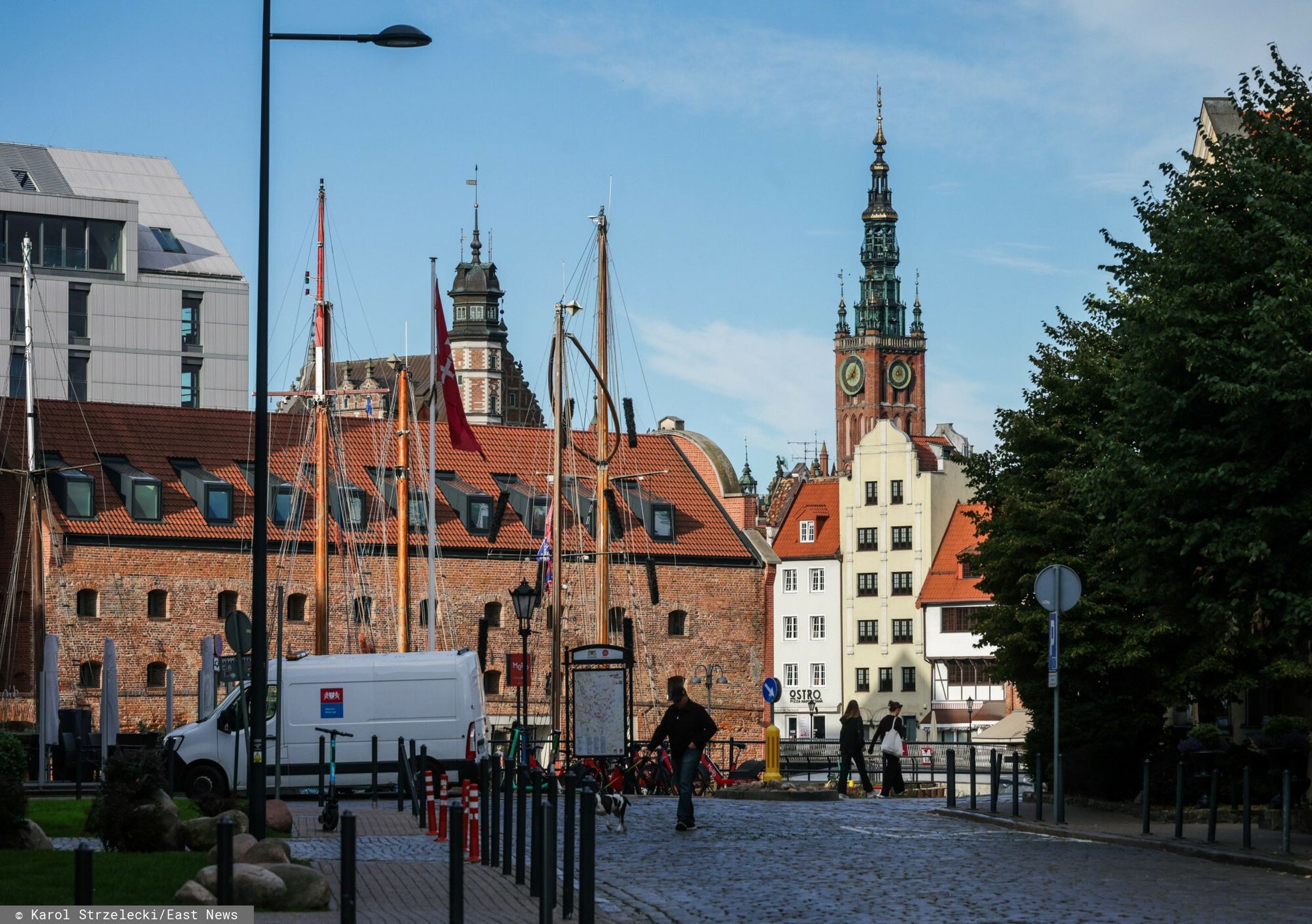 Niemiecka partia pomyliła ratusze. Pokazała ten z Gdańska
