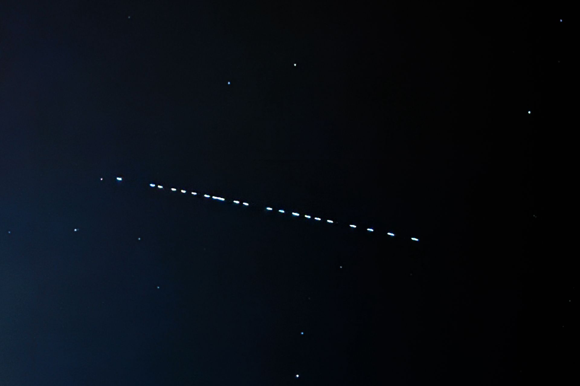 Przelot potrwa cztery minuty. Spójrz w niebo wieczorem