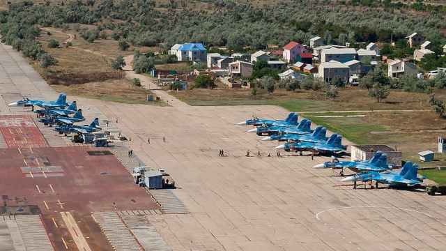 Ukraińskie drony uderzają w Saki. Milionowe straty na Krymie