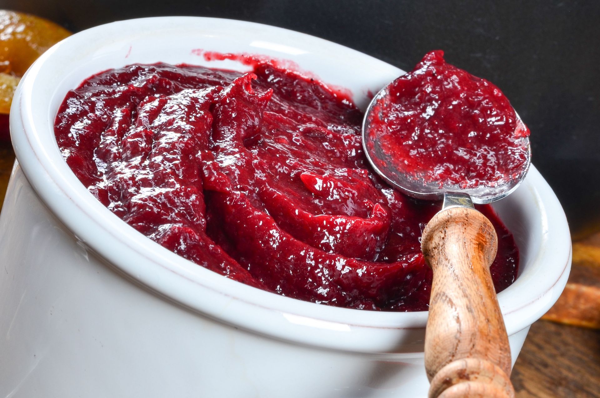 W sam raz do mięs i sałatek. Owocowy sos podbije smak twoich potraw