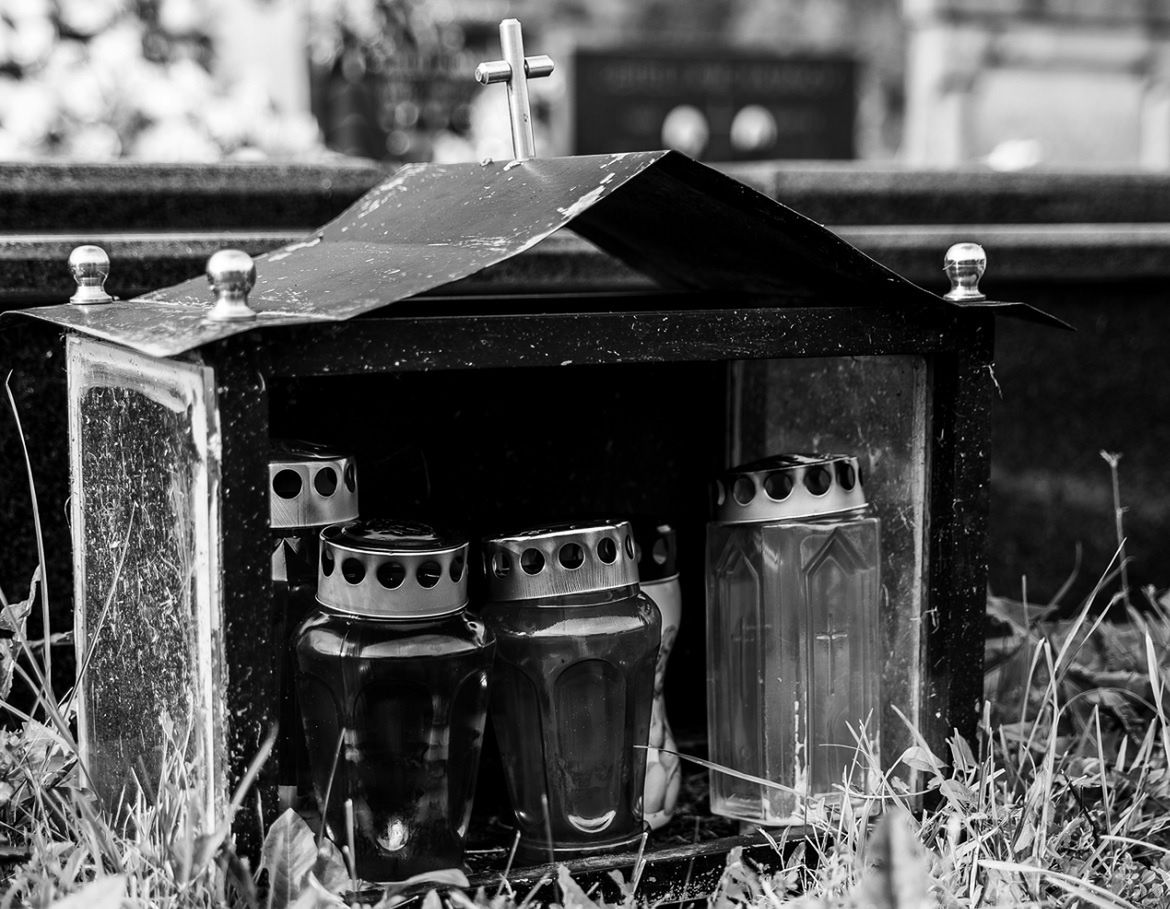 Przez pół wieku w Telewizji Polskiej. Zmarła Lucyna Barcz